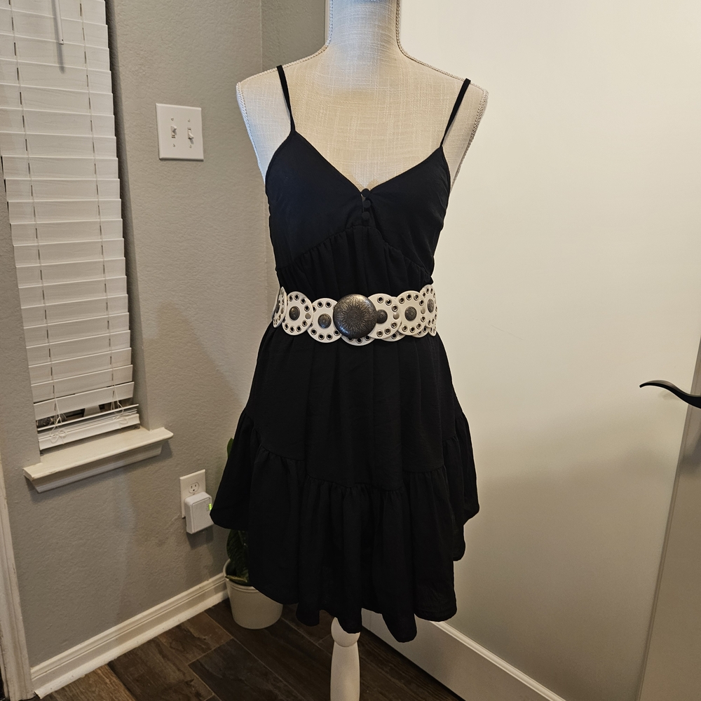 Urban Outfitters Western White Belt Size M/L